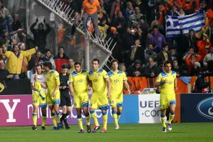 (Πορτοκαλί-ΒΙΝΤΕΟ) ΕΤΣΙ ξεκίνησε το ιστορικό βράδυ της 7ης Μαρτίου 2012