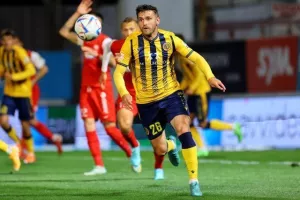 Νέα Σαλαμίνα - ΑΕΛ: Πέντε γκολ και… "διπλό" με τρομερό Μιραλάς!