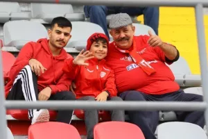 Νέα Σαλαμίνα - ΑΕΛ: "Όρθια" και... σφράγισε θέση στα ημιτελικά! (Φώτος)