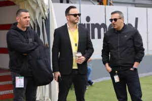 Νέα Σαλαμίνα - ΑΕΛ: "Όρθια" και... σφράγισε θέση στα ημιτελικά! (Φώτος)