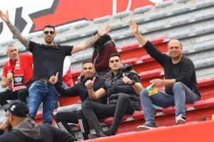 Νέα Σαλαμίνα - ΑΕΛ: "Όρθια" και... σφράγισε θέση στα ημιτελικά! (Φώτος)