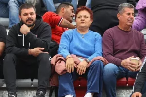 Νέα Σαλαμίνα - ΑΕΛ: "Όρθια" και... σφράγισε θέση στα ημιτελικά! (Φώτος)