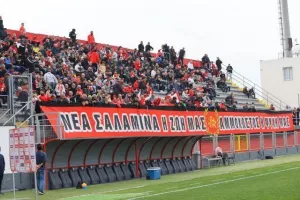 Νέα Σαλαμίνα - ΑΕΛ: "Όρθια" και... σφράγισε θέση στα ημιτελικά! (Φώτος)