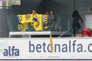 Νέα Σαλαμίνα - ΑΕΛ: "Όρθια" και... σφράγισε θέση στα ημιτελικά! (Φώτος)
