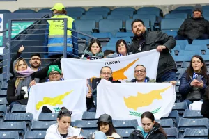 (Φωτορεπορτάζ) Ο κόσμος στο Hampden Park