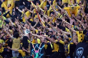 Νέα Σαλαμίνα - ΑΕΛ: "Όρθια" και... σφράγισε θέση στα ημιτελικά! (Φώτος)