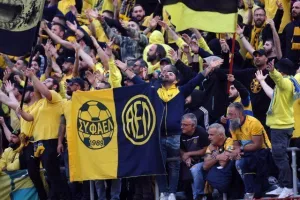 Νέα Σαλαμίνα - ΑΕΛ: "Όρθια" και... σφράγισε θέση στα ημιτελικά! (Φώτος)