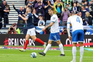 Σκωτία - Κύπρος: Τριάρα και... ξεκίνημα με το αριστερό (Φώτος)