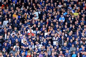 (Φωτορεπορτάζ) Ο κόσμος στο Hampden Park