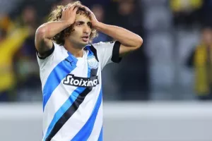 ΑΕΛ – Απόλλων: Της τερμάτισε το απόλυτο και το… έβαψε γαλάζιο! (Φώτος)