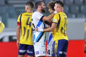 ΑΕΛ – Απόλλων: Της τερμάτισε το απόλυτο και το… έβαψε γαλάζιο! (Φώτος)