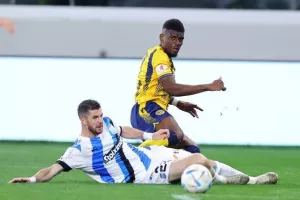 ΑΕΛ – Απόλλων: Της τερμάτισε το απόλυτο και το… έβαψε γαλάζιο! (Φώτος)