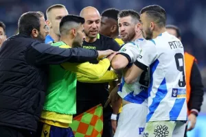 ΑΕΛ – Απόλλων: Της τερμάτισε το απόλυτο και το… έβαψε γαλάζιο! (Φώτος)