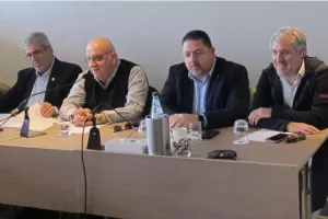 Ο Κούμας θα διεκδικήσει την επανεκλογή του στην προεδρία της ΚΟΠ