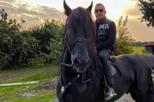 Καβάλα... στ' άλογο!