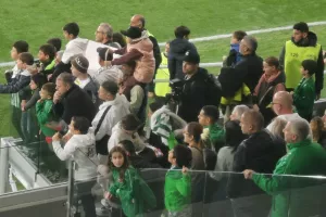 Φανέλες... στους μικρούς! (Φώτος)