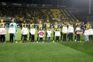 13 μήνες!