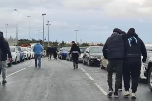 Άρχισαν να μαζεύονται οι Απολλωνίστες! (Φώτος)