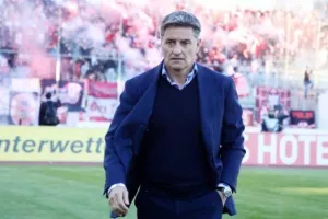 Ανησυχία του Μίτσελ για την ταλαιπωρία των διεθνών