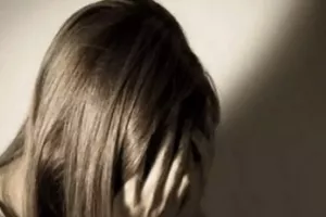 Κρήτη: Ανήλικο κορίτσι κατήγγειλε τον πατέρα του για ξυλοδαρμό