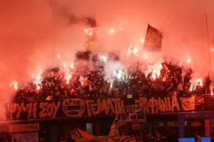 Μαγικό κλίμα στο Αλεξάνδρειο για τα 109 χρόνια του Άρη! (Φώτος)
