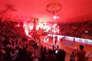 Μαγικό κλίμα στο Αλεξάνδρειο για τα 109 χρόνια του Άρη! (Φώτος)