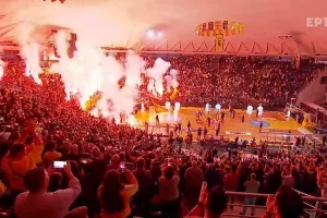 Μαγικό κλίμα στο Αλεξάνδρειο για τα 109 χρόνια του Άρη! (Φώτος)