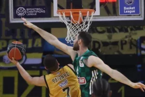 H ΑΕΚ νίκησε τον Παναθηναϊκό!