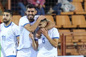 Αγκαλιά... στον δημιουργό! 