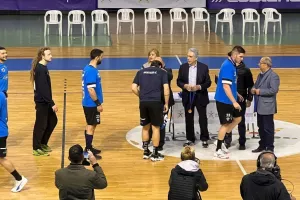 (BINTEO/φώτος Kerkida) H απονομή του Κυπέλλου στην Sabbianco Ανόρθωση 