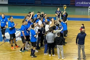(BINTEO/φώτος Kerkida) H απονομή του Κυπέλλου στην Sabbianco Ανόρθωση 