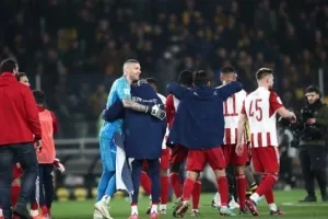 Οι «ντόπες» του Βαλμπουενά, οι πανηγυρισμοί στα γκολ και το... πάρτι στα αποδυτήρια του Ολυμπιακού