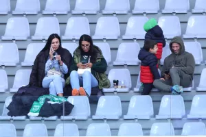 Φωτορεπορτάζ από τον κόσμο στο Άρης - ΑΕΚ 