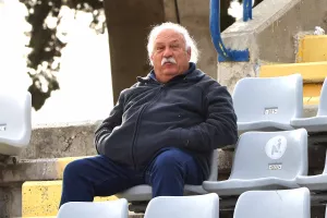 (Φωτορεπορτάζ) Ο κόσμος στο "Στέλιος Κυριακίδης"