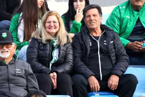 (Φωτορεπορτάζ) Ο κόσμος στο "Στέλιος Κυριακίδης"