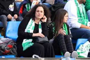 (Φωτορεπορτάζ) Ο κόσμος στο "Στέλιος Κυριακίδης"