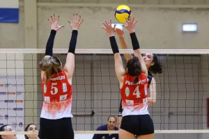 Η απονομή του τροπαίου στην Ολυμπιάδα Νεάπολης (βίντεο/φώτος)