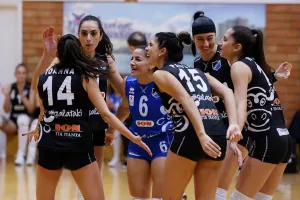 Βίντεο- Πρωταθλήτρια η Ολυμπιάδα! (Υποβιβασμός για Δικέφαλο) 