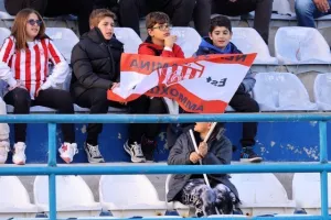 Ανόρθωση -Νέα Σαλαμίνα: Βαρωσιώτικο ντέρμπι με 8 γκολ- Μεγάλη... ερυθρόλευκη επιστροφή!