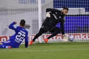 Οι τεσσάρες και η πεντάρα για τον Λόρια!