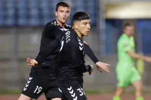 Ακρίτας - Δόξα: Υπόθεση ημιχρόνου και... σπουδαίο διπλό (Φώτος)