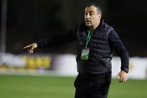 Ακρίτας - Δόξα: Υπόθεση ημιχρόνου και... σπουδαίο διπλό (Φώτος)