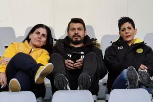 ΑΕΛ – Απόλλων: Της τερμάτισε το απόλυτο και το… έβαψε γαλάζιο! (Φώτος)