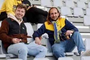ΑΕΛ – Απόλλων: Της τερμάτισε το απόλυτο και το… έβαψε γαλάζιο! (Φώτος)