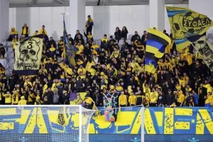 ΑΕΛ – Απόλλων: Της τερμάτισε το απόλυτο και το… έβαψε γαλάζιο! (Φώτος)