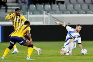 ΑΕΛ – Απόλλων: Της τερμάτισε το απόλυτο και το… έβαψε γαλάζιο! (Φώτος)