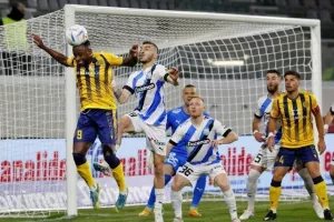ΑΕΛ – Απόλλων: Της τερμάτισε το απόλυτο και το… έβαψε γαλάζιο! (Φώτος)