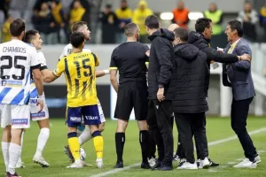 ΑΕΛ – Απόλλων: Της τερμάτισε το απόλυτο και το… έβαψε γαλάζιο! (Φώτος)