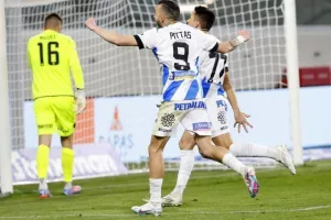 ΑΕΛ – Απόλλων: Της τερμάτισε το απόλυτο και το… έβαψε γαλάζιο! (Φώτος)