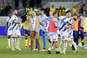 ΑΕΛ – Απόλλων: Της τερμάτισε το απόλυτο και το… έβαψε γαλάζιο! (Φώτος)